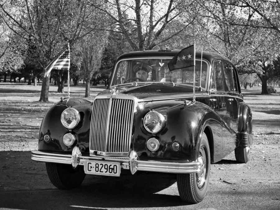  Armstrong Siddeley Sapphire 346 6 Light Saloon 1953 года  (фото 5 из 5)